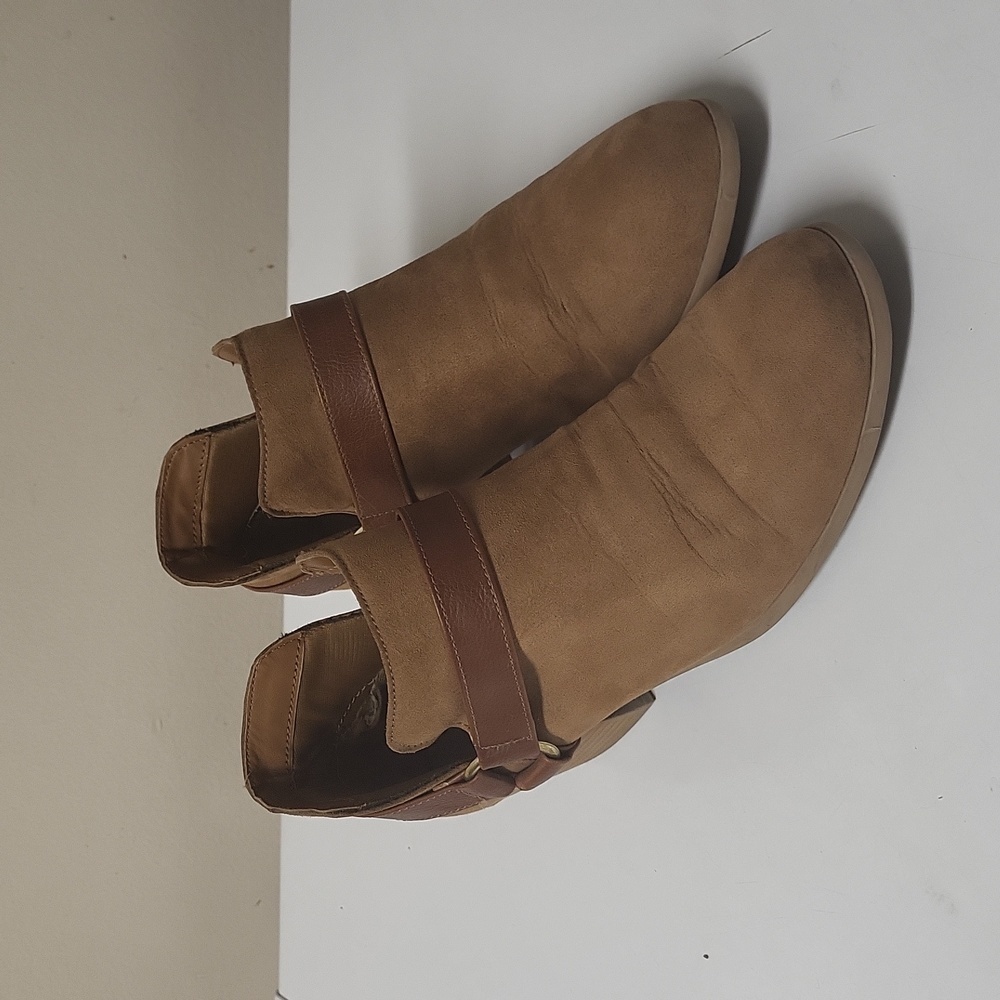 American Eagle Cut Out Harness Ankle Booties brown color in size 8